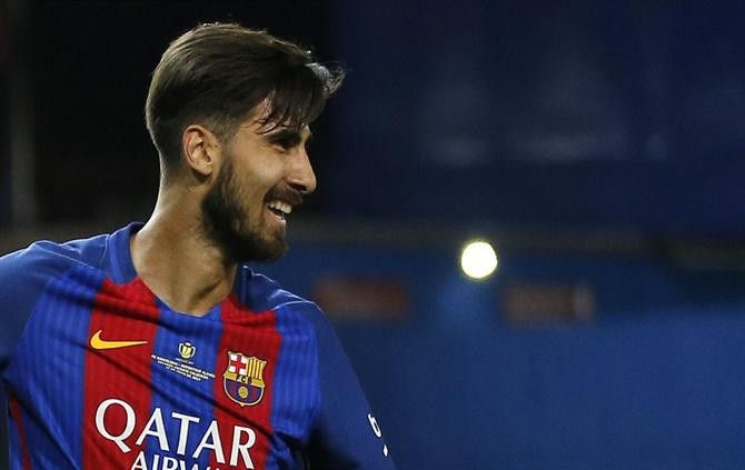 André Gomes por 20M€