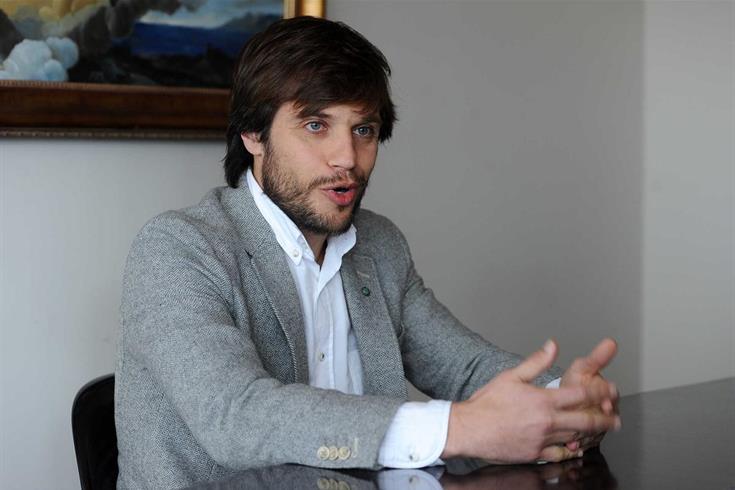 João Benedito vai avançar.