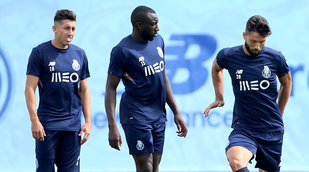 West Ham tenta “seduzir” FC Porto.