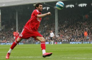 “No dia do meu 14º aniversário, o meu pai pediu-me dinheiro para drogas”.