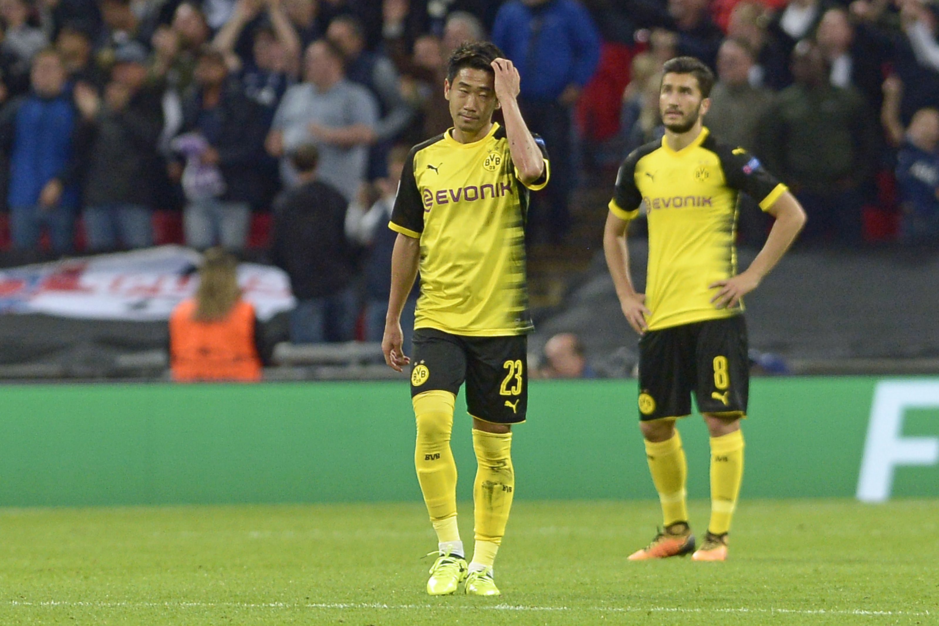 Sahin e Kagawa riscados.