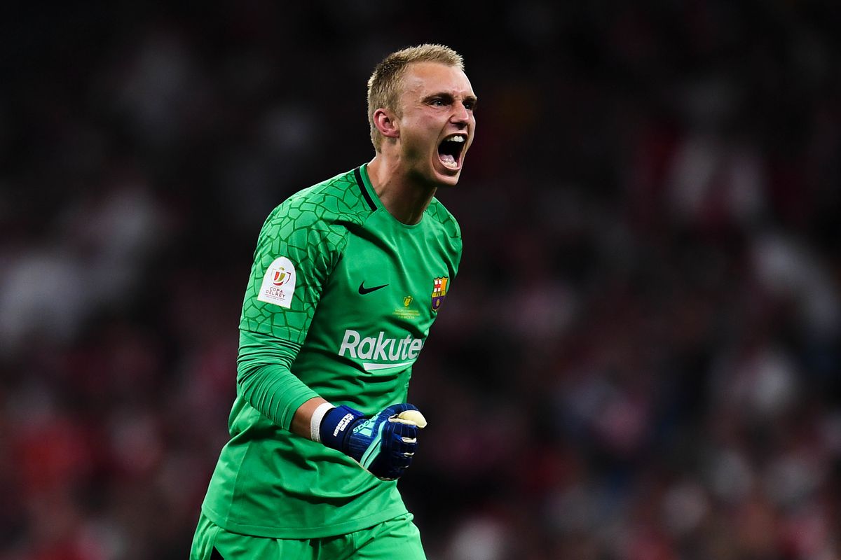 Cillessen de malas feitas para Portugal.