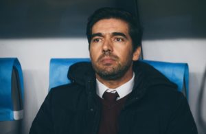 Vida difícil para Abel.