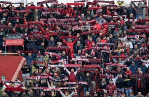 Insólito: Despromovido à 3ª divisão, está à venda por 1 euro.