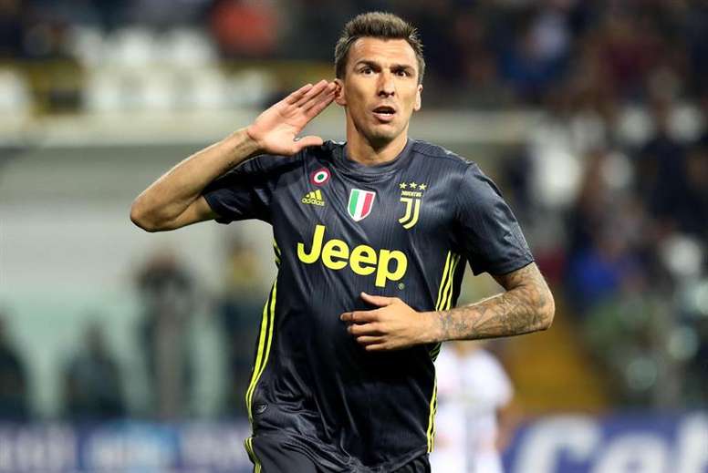 Lazio vira-se para Mandzukic.