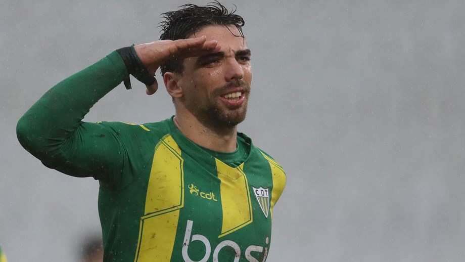 Tomané sai e pode render 800 mil euros.