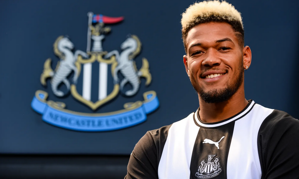 OFICIAL: Newcastle bate recorde de Transferências.