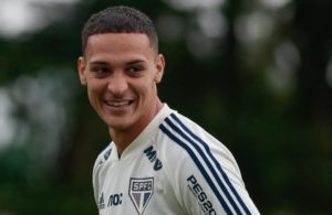 Antony desejado por “Leões”.