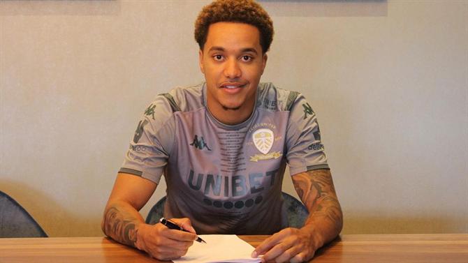 OFICIAL: Hélder Costa junta-se a um histórico emblema Inglês.