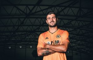 OFICIAL: Cutrone na Premier League.