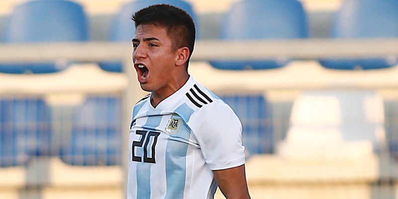 OFICIAL: Almada está garantido.