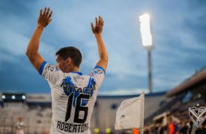 Sporting apresentou proposta por Robertone.