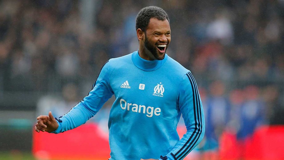 Rolando com mercado em Itália.