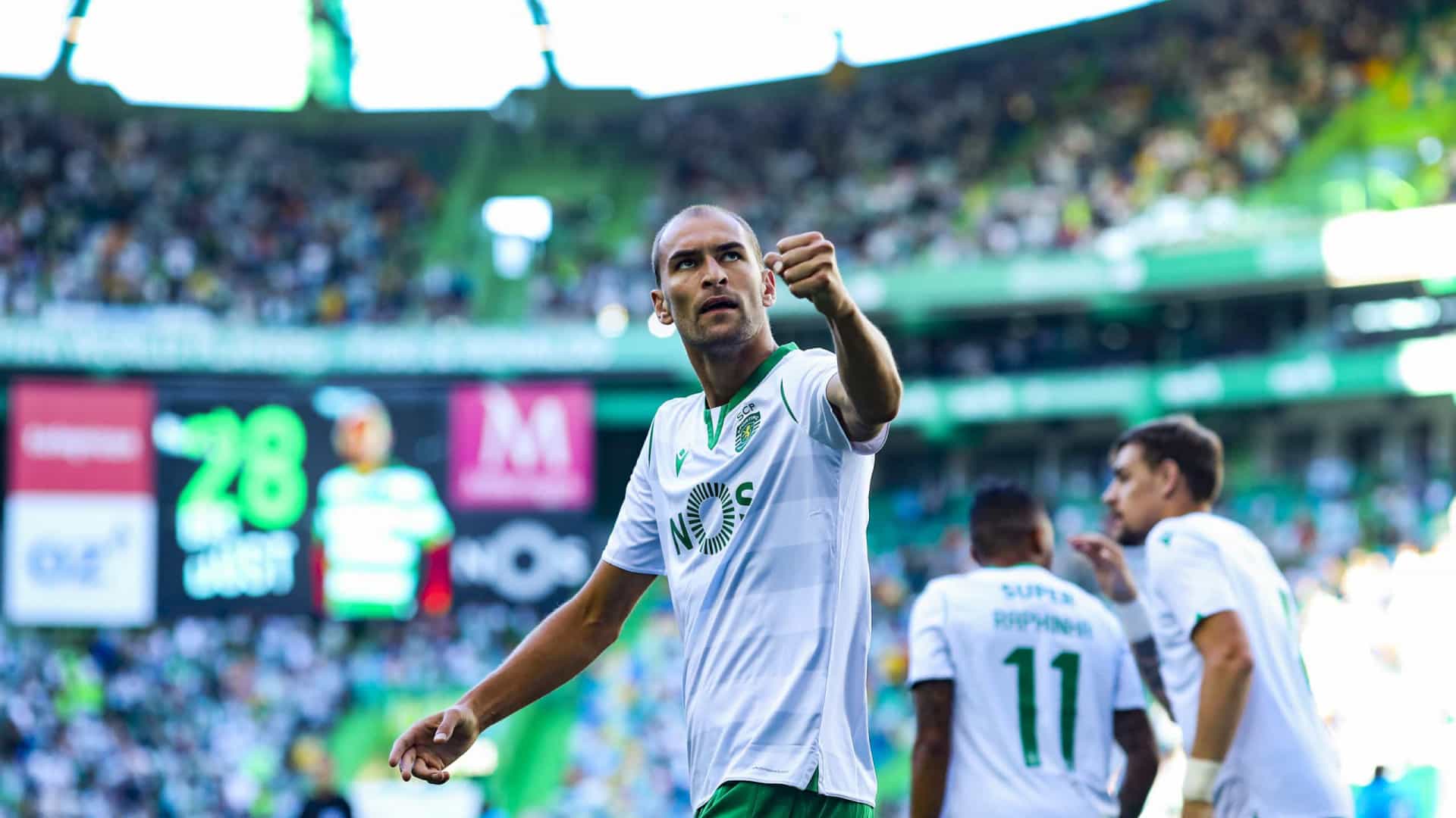 OFICIAL: Bas Dost ruma à Bundesliga.