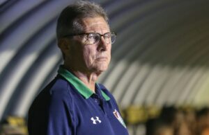 INSÓLITO: Demitido após 39 dias como treinador.