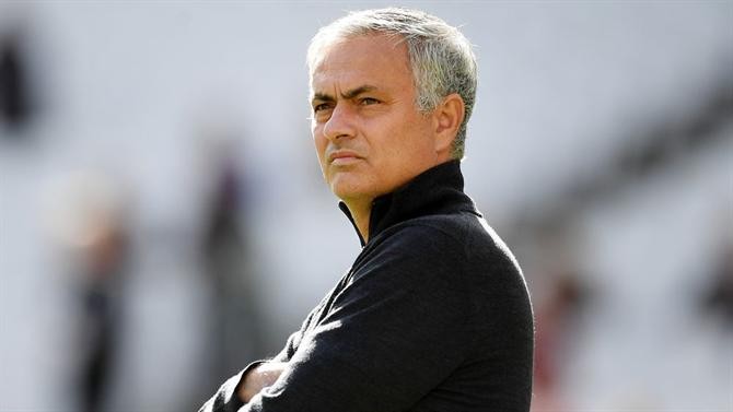 «SINTO FALTA DO MUNDO». Palavras de Mourinho