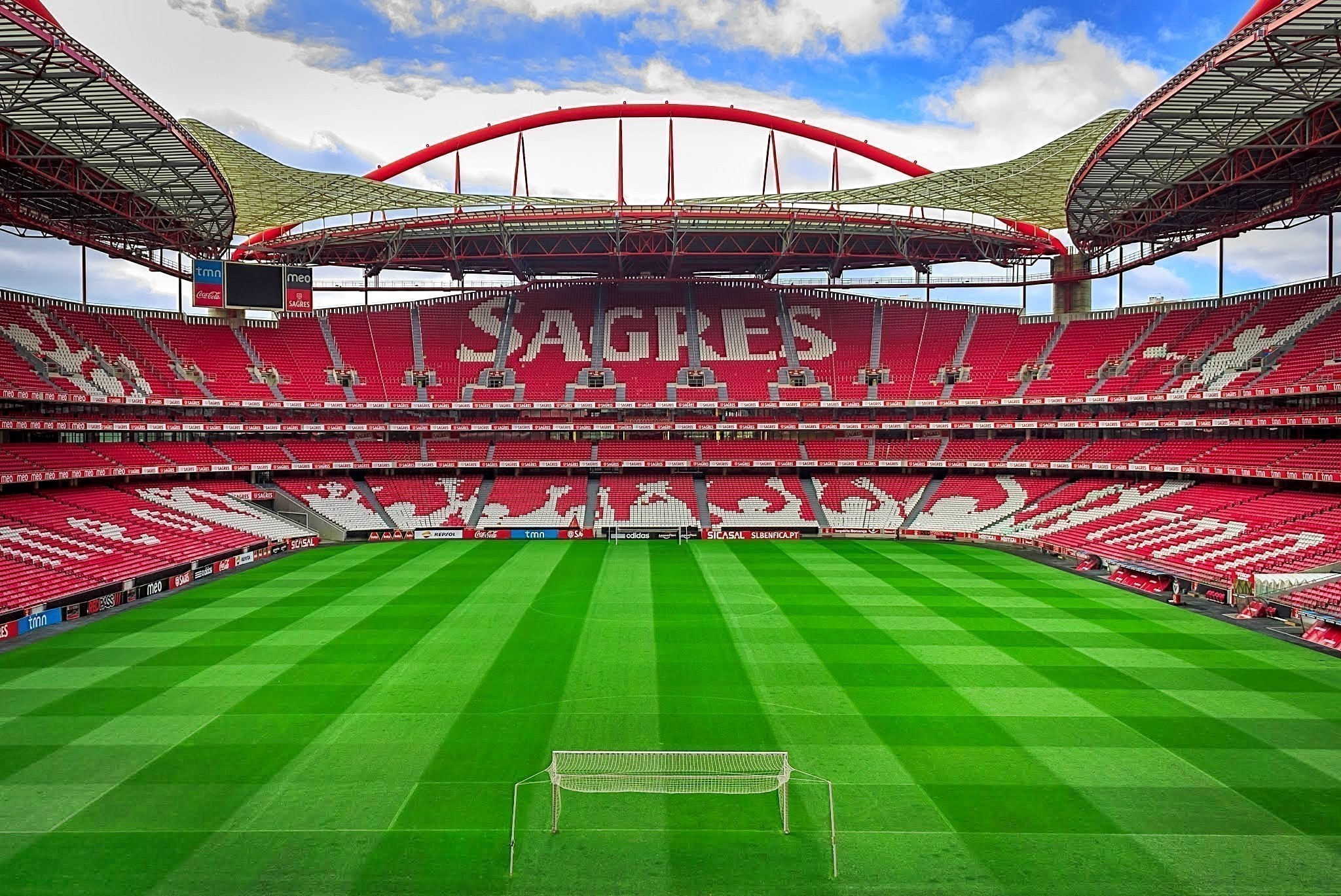 Estádio da Luz assaltado.