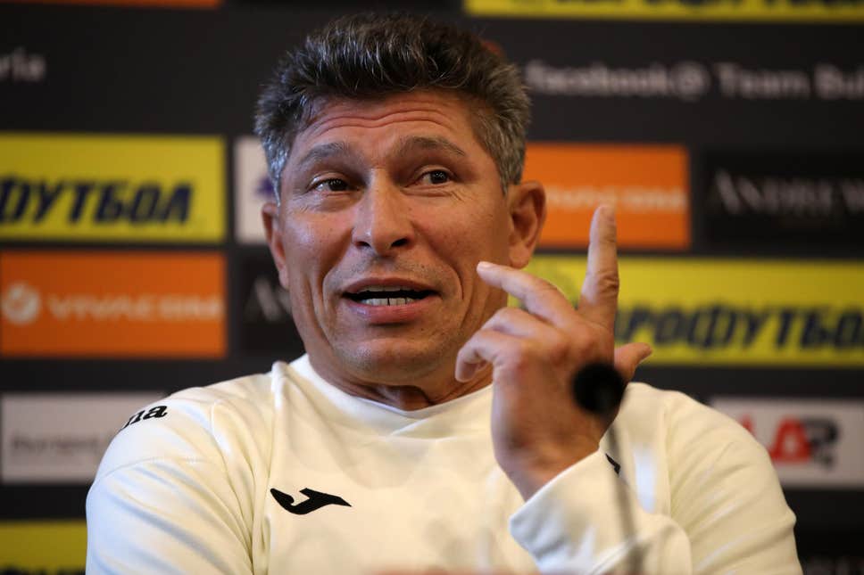 OFICIAL: Balakov pediu a demissão.