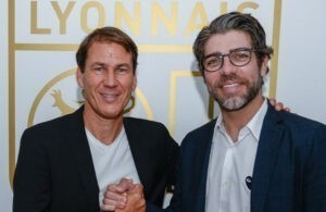 OFICIAL: Lyon apresenta novo treinador.