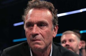 Presidente do Brescia: “Primeiro a vida, f…-se”