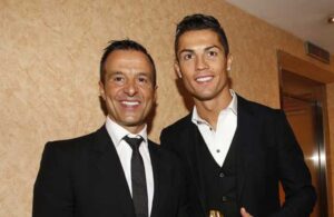 Cristiano Ronaldo e Jorge Mendes constroem alas em hospitais de Porto e Lisboa