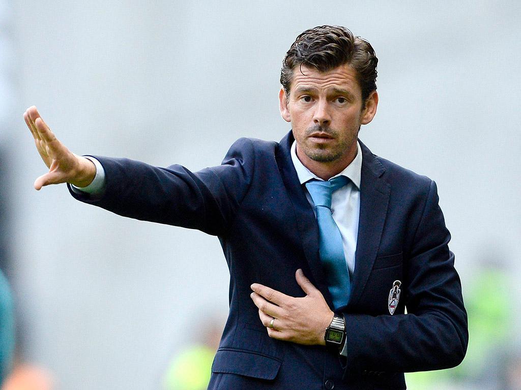 GRUPO REGRESSA À BASE