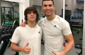 Trocou o Barcelona pela Juventus e agora é o “protegido” de Ronaldo