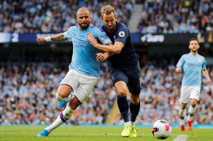 Polémica em Inglaterra: Kyle Walker terá organizado orgia com prostitutas