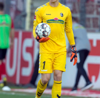 O Benfica estará também de olho noutro jogador do Friburgo