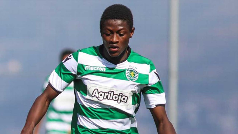 Liverpool prepara para lanchar isco para Nuno Mendes