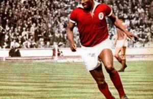 Eusébio para o museu do Sporting