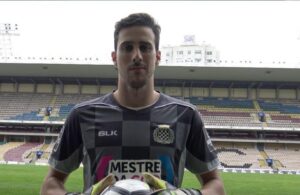 Helton Leite tem tudo para ser um grande guarda redes