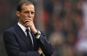 Allegri entre França e Inglaterra.