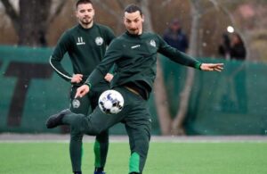 Ibrahimovic pode regressar à Suécia.