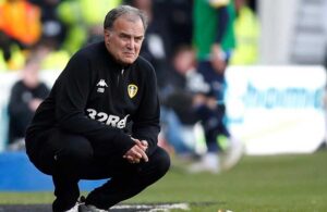 Bielsa vê salário aumentado e deixa Solskjaer para trás.