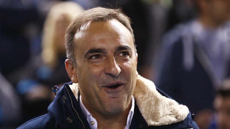 OFICIAL: Carlos Carvalhal é o novo treinador.