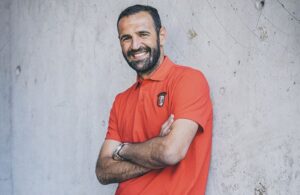 OFICIAL: Eduardo por 5 épocas.