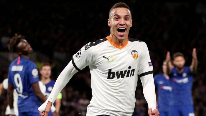 Leeds tenta Rodrigo.