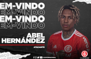 OFICIAL: Abel Hernández (lembra-se?) ruma ao Brasileirão.