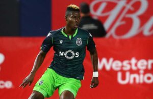 Angers chama por Doumbia.