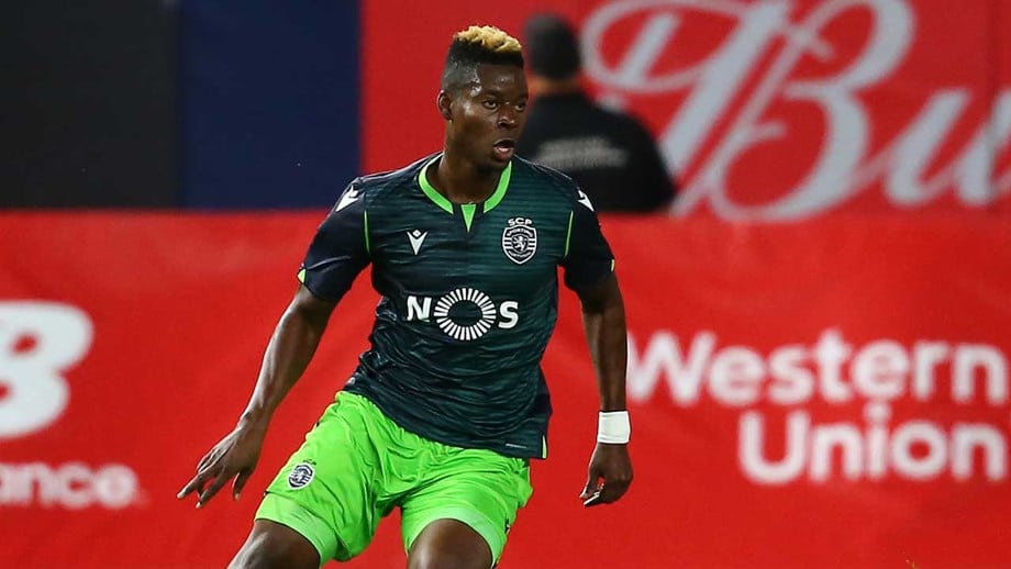 Angers chama por Doumbia.