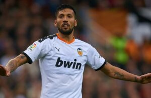 Desesperado “Barça”, aponta a Garay.