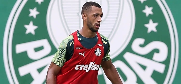 Vítor Hugo na lista “encarnada”.