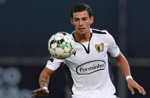 OFICIAL: Lameiras reforça o “Castelo”.