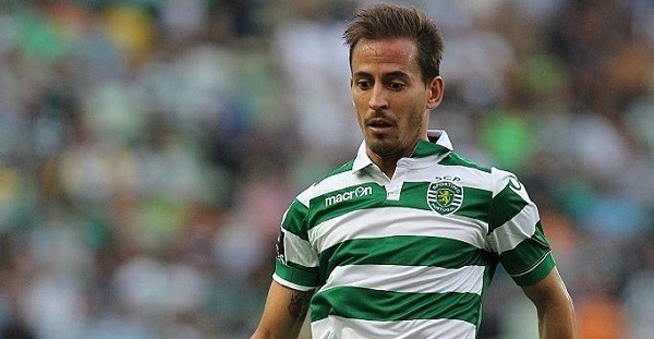 João Pereira e um de três reforços.