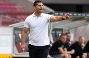 OFICIAL: Schalke 04 tem (mais um) novo treinador.