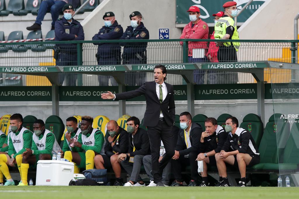 Os empates em sequência do FC Paços preocupam Simão