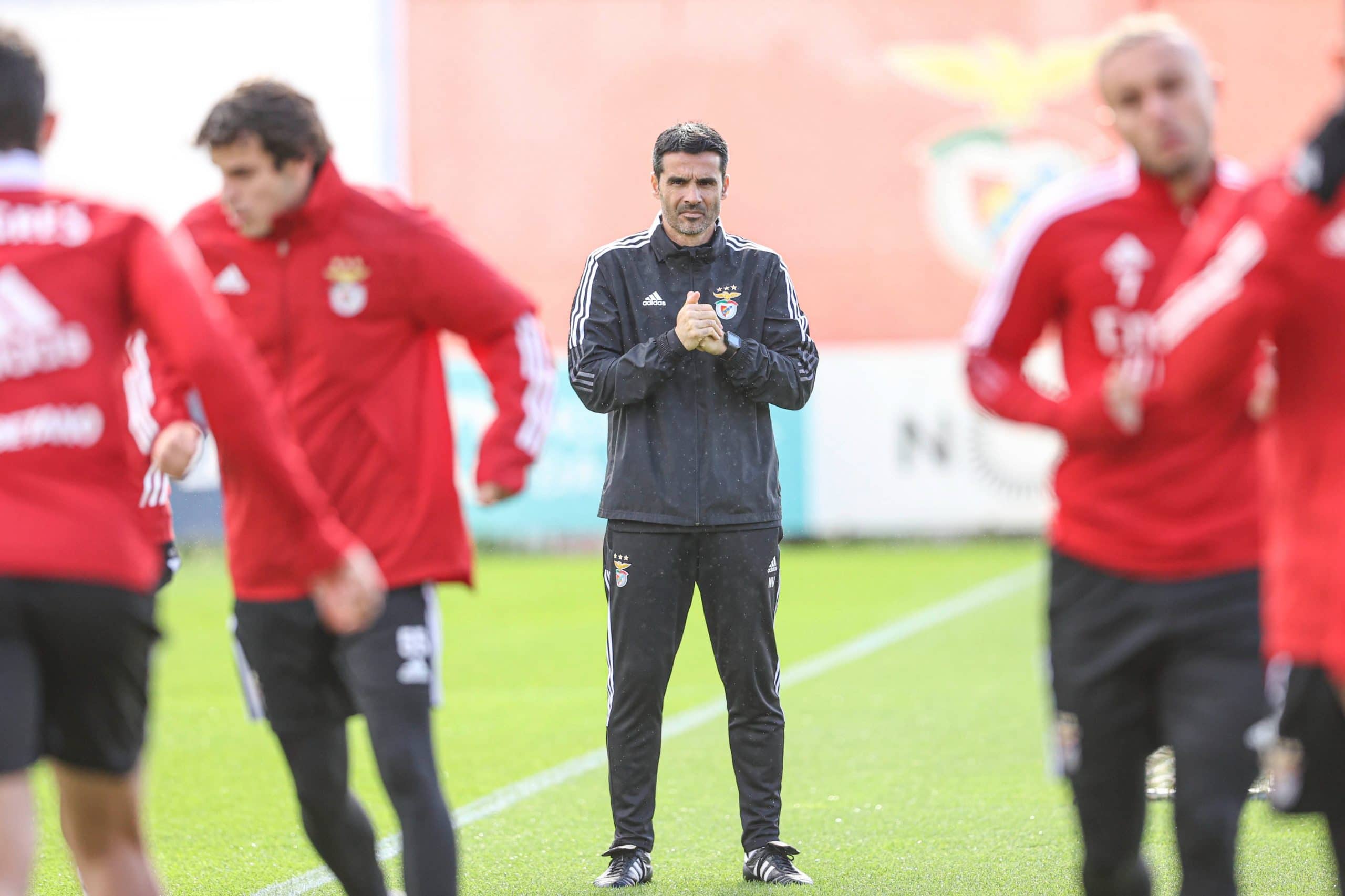 Hipótese de surto gera preocupação no Benfica