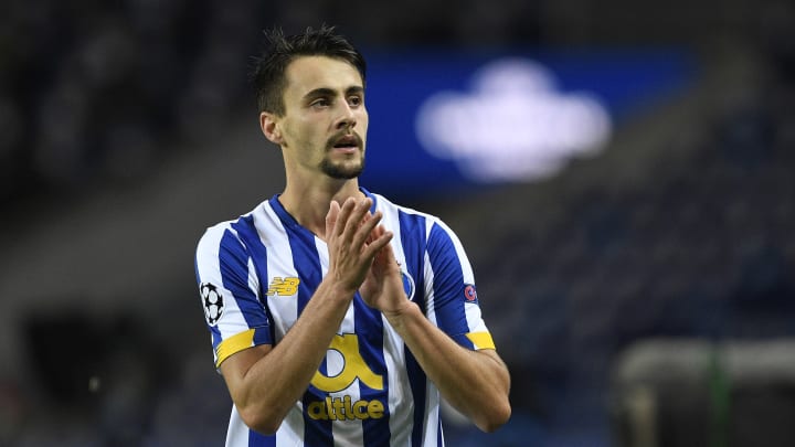 Jogadores do FC Porto ainda vibram a vitória no clássico