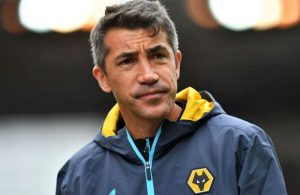 Lage recebe prêmio por trabalho fora de Portugal